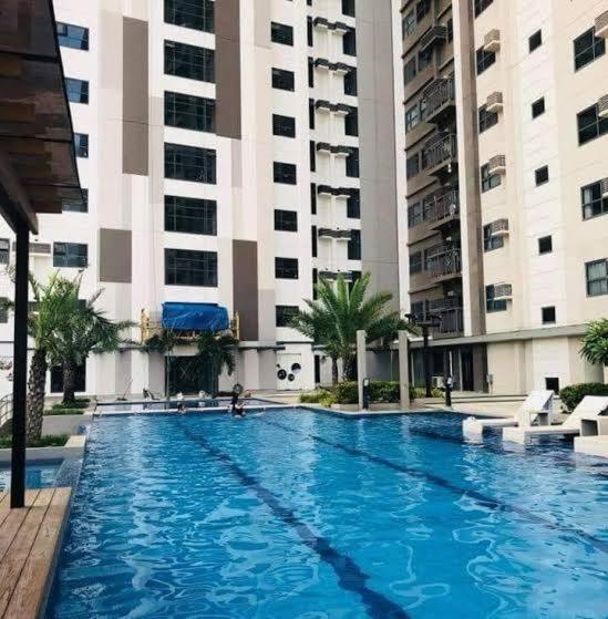 Horizon 101 A10 Shortwalk Robinson'S Mall + Free Wifi+ Netflix Cebu Exterior photo